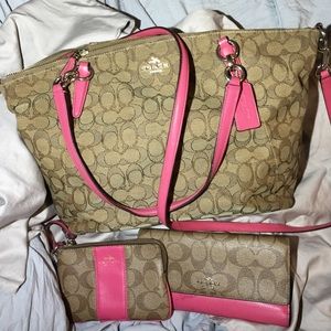 Matching Coach set.